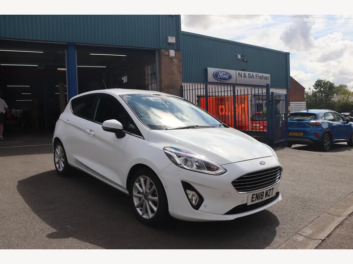 Ford Fiesta 1.0T EcoBoost Titanium Euro 6 (s/s) 5dr