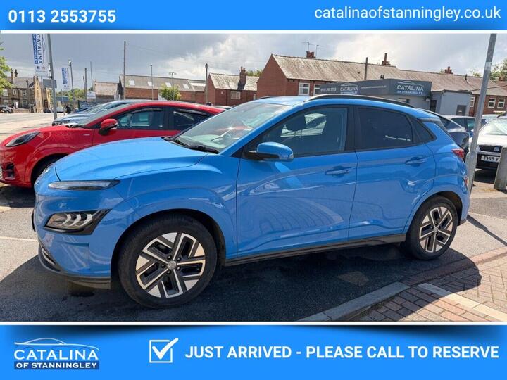 Hyundai KONA 64kWh Premium Auto 5dr (10.5kW Charger) Hyundai KONA 64kWh Premium Auto 5dr (10.5kW Charger)