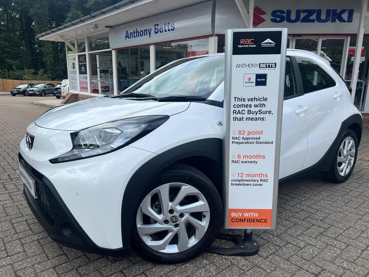 Toyota Aygo X 1.0 VVT-i Pure Euro 6 (s/s) 5dr