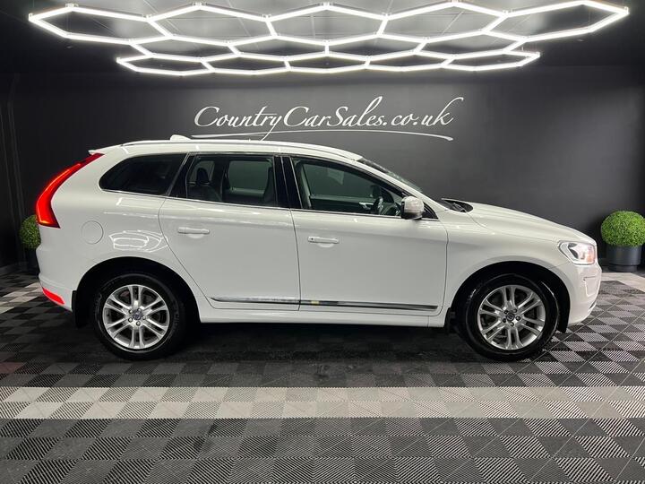 Volvo XC60 2.4 D5 SE Lux Nav Auto AWD Euro 6 (s/s) 5dr
