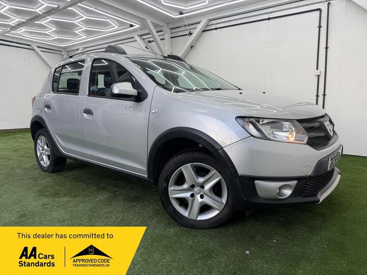 Dacia Sandero Stepway 0.9 TCe Ambiance Euro 6 (s/s) 5dr Dacia Sandero Stepway 0.9 TCe Ambiance Euro 6 (s/s) 5dr