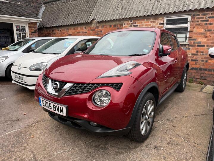 Nissan Juke 1.6 DIG-T Tekna Euro 6 (s/s) 5dr Nissan Juke 1.6 DIG-T Tekna Euro 6 (s/s) 5dr