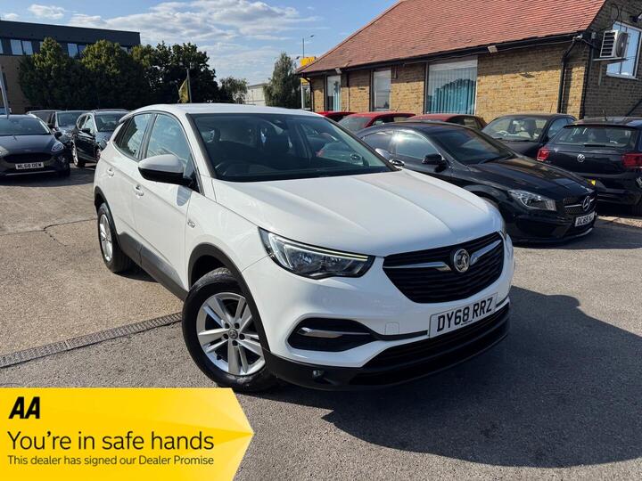 Vauxhall Grandland X 1.5 Turbo D BlueInjection SE Auto Euro 6 (s/s) 5dr