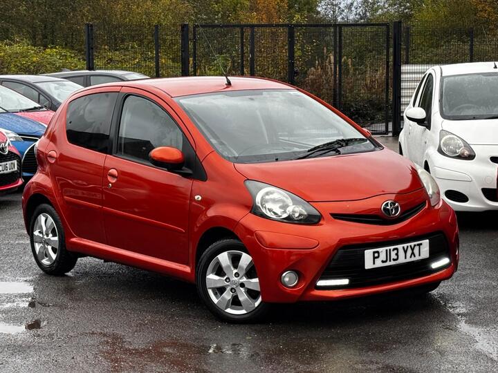 Toyota AYGO 1.0 VVT-i Fire Euro 5 5dr
