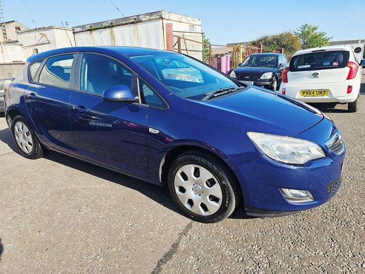 Vauxhall Astra 1.6 16v Exclusiv Euro 5 5dr