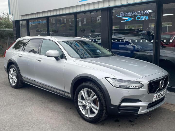 Volvo V90 Cross Country 2.0 D5 PowerPulse Auto AWD Euro 6 (s/s) 5dr Volvo V90 Cross Country 2.0 D5 PowerPulse Auto AWD Euro 6 (s/s) 5dr