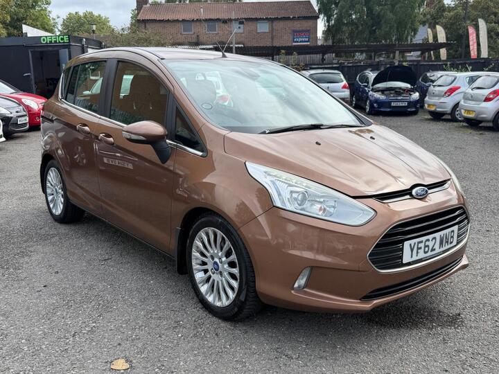 Ford B-Max 1.6 TDCi Titanium Euro 5 5dr