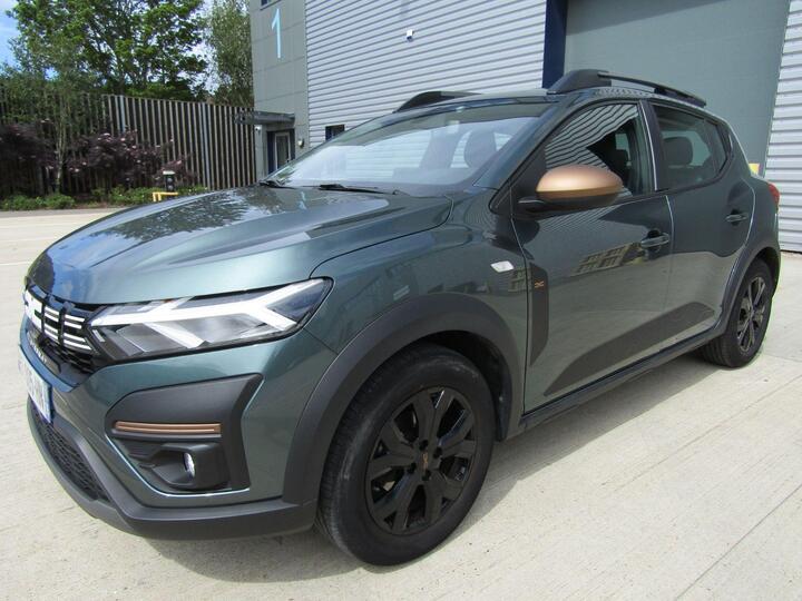 Dacia Sandero Stepway 1.0 TCE EXTREME CVT EURO 6(s/s) 5DR LHD