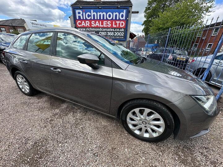 SEAT Leon 1.6 TDI CR SE Sport Tourer DSG Euro 5 (s/s) 5dr