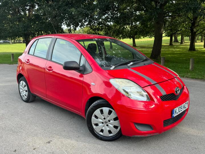 Toyota Yaris 1.33 Dual VVT-i TR Euro 4 (s/s) 5dr