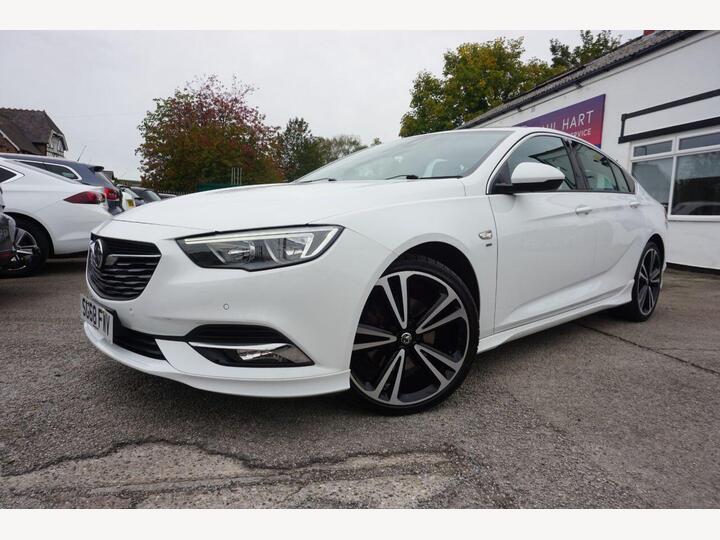 Vauxhall INSIGNIA 2.0 Turbo D BlueInjection SRi VX Line Nav Grand Sport Euro 6 (s/s) 5dr Vauxhall INSIGNIA 2.0 Turbo D BlueInjection SRi VX Line Nav Grand Sport Euro 6 (s/s) 5dr