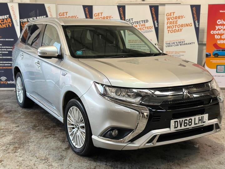 Mitsubishi Outlander 2.4h TwinMotor 13.8kWh Juro CVT 4WD Euro 6 (s/s) 5dr