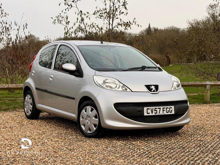 Peugeot 107 1.0 12V Urban Move Euro 4 5dr