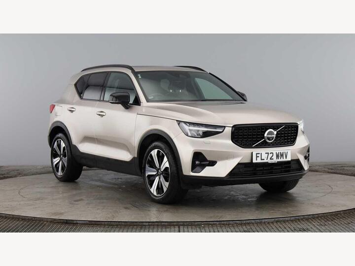 Volvo XC40 1.5h T5 Recharge 10.7kWh Ultimate Dark Auto Euro 6 (s/s) 5dr