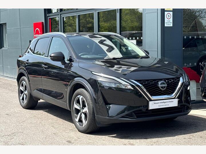 Nissan Qashqai 1.3 DIG-T MHEV N-Connecta Euro 6 (s/s) 5dr