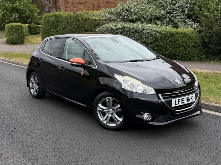 Peugeot 208 1.2 VTi PureTech Roland Garros Euro 5 5dr