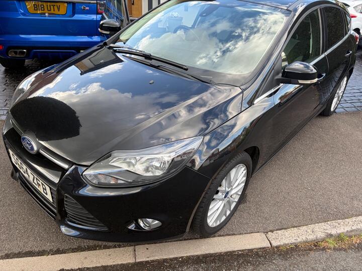 Ford Focus 1.0T EcoBoost Zetec Euro 5 (s/s) 5dr