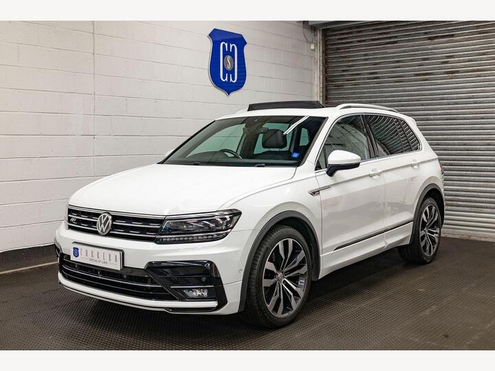Volkswagen Tiguan 2.0 TDI R-Line Tech DSG 4Motion Euro 6 (s/s) 5dr Volkswagen Tiguan 2.0 TDI R-Line Tech DSG 4Motion Euro 6 (s/s) 5dr