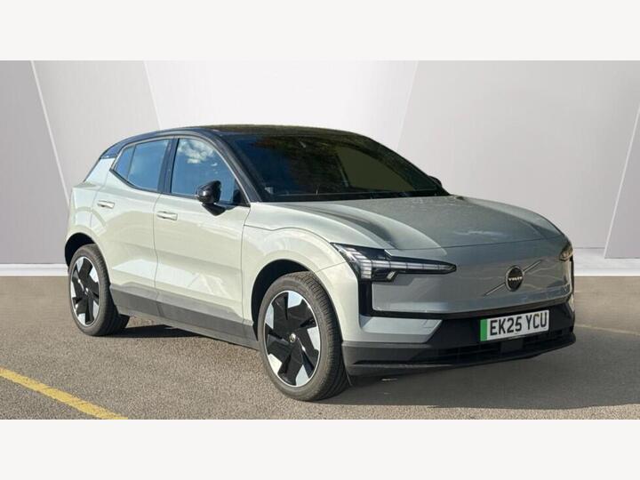 Volvo EX30 Twin Performance 69kWh Plus Auto AWD 5dr