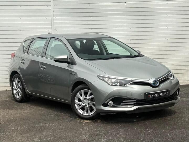Toyota AURIS 1.8 VVT-h Business Edition CVT Euro 6 (s/s) 5dr