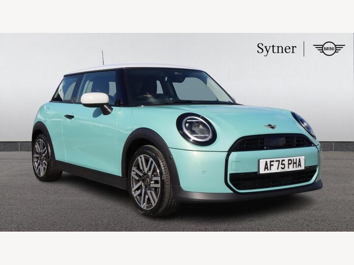 MINI Cooper 1.5C Classic Steptronic Euro 6 (s/s) 3dr