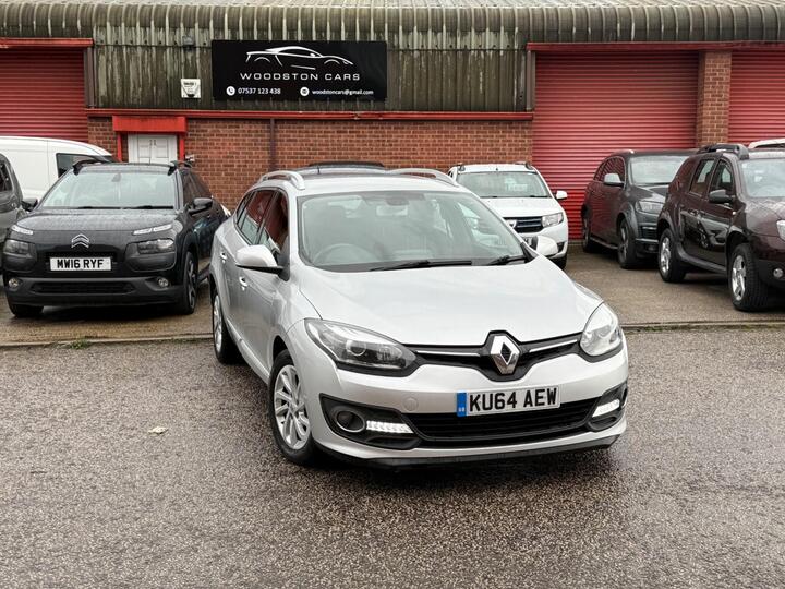 Renault Megane 1.5 DCi ENERGY Dynamique TomTom Sport Tourer Euro 5 (s/s) 5dr Renault Megane 1.5 DCi ENERGY Dynamique TomTom Sport Tourer Euro 5 (s/s) 5dr