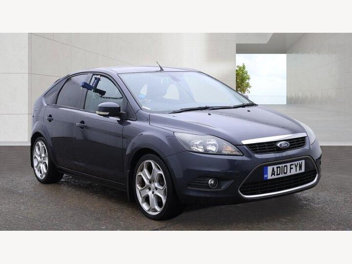 Ford Focus 1.8 Titanium 5dr