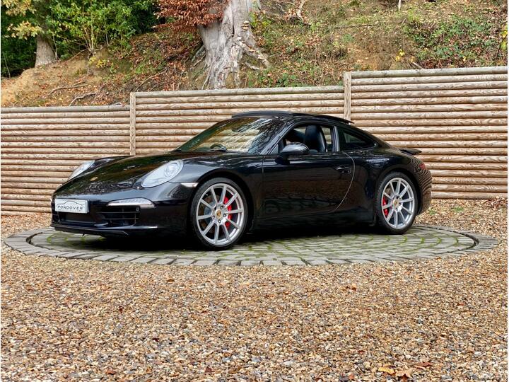 Porsche 911 3.8 991 Carrera S PDK Euro 5 (s/s) 2dr Porsche 911 3.8 991 Carrera S PDK Euro 5 (s/s) 2dr