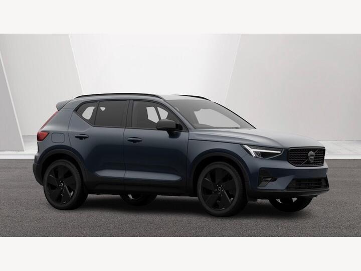 Volvo XC40 2.0 B4 MHEV Plus Black Edition DCT Auto Euro 6 (s/s) 5dr