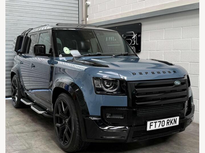 Land Rover DEFENDER 3.0 D300 MHEV X-Dynamic HSE Auto 4WD Euro 6 (s/s) 5dr