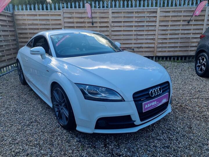 Audi TT 2.0 TDI Black Edition Quattro Euro 5 3dr