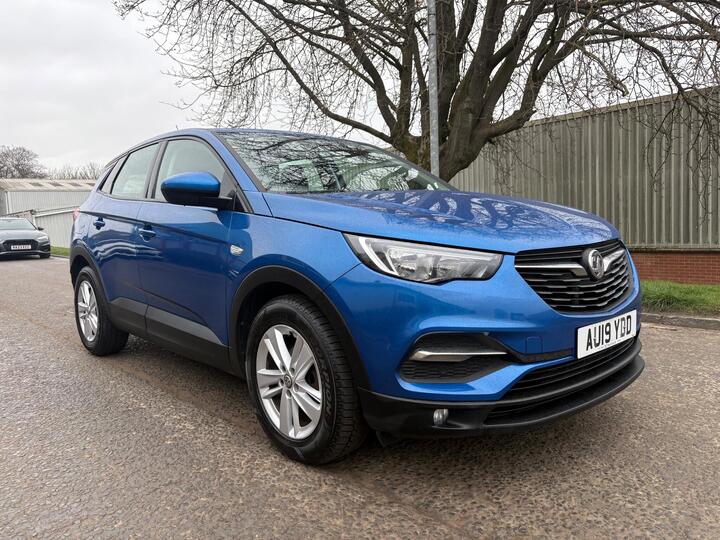 Vauxhall Grandland X 1.5 Turbo D BlueInjection SE Euro 6 (s/s) 5dr