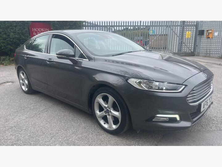Ford Mondeo 2.0 TDCi Titanium Euro 6 (s/s) 5dr