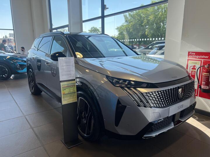 Peugeot E-5008 73kWh GT Auto 5dr