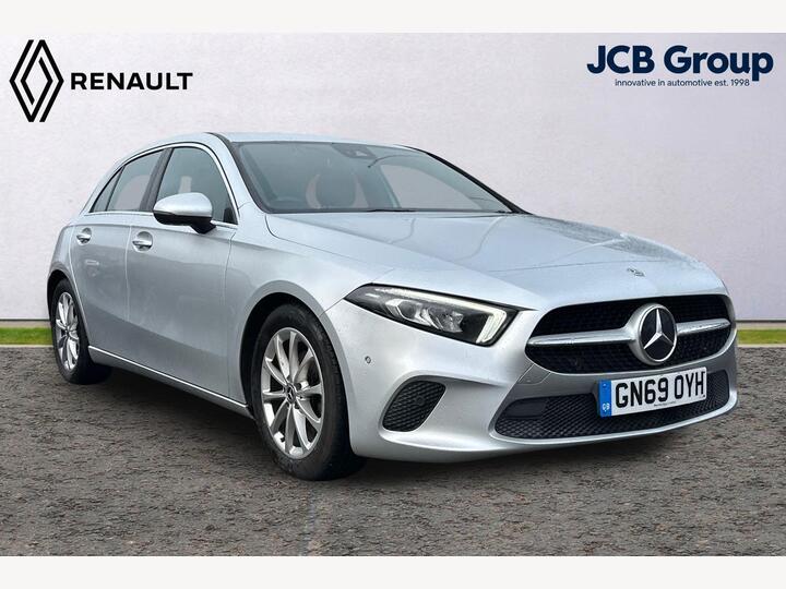 Mercedes-Benz A Class 1.5 A180d Sport (Executive) 7G-DCT Euro 6 (s/s) 5dr Mercedes-Benz A Class 1.5 A180d Sport (Executive) 7G-DCT Euro 6 (s/s) 5dr