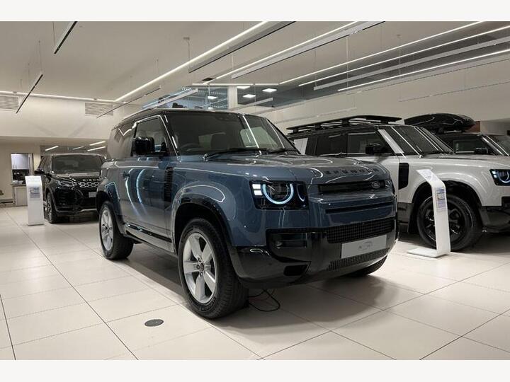 Land Rover DEFENDER 3.0 D250 MHEV X-Dynamic SE Auto 4WD Euro 6 (s/s) 3dr