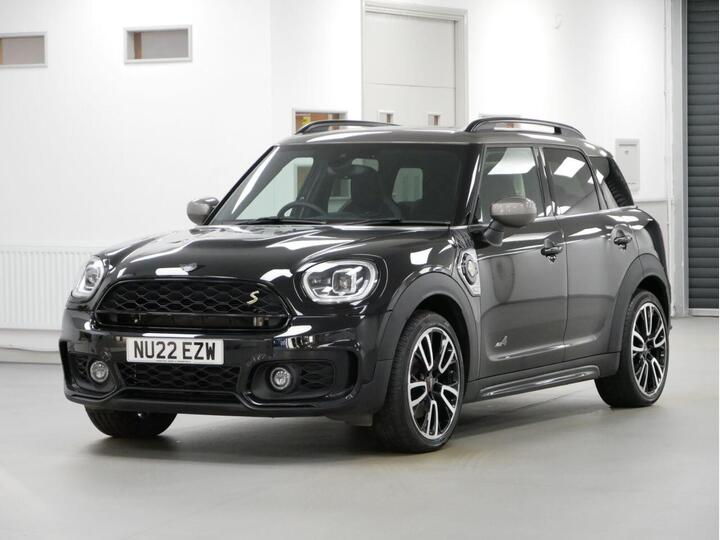 MINI COUNTRYMAN 1.5 10kWh Cooper SE Shadow Edition Auto ALL4 Euro 6 (s/s) 5dr