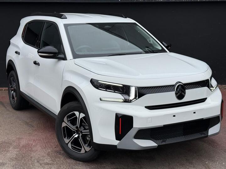 Citroen C3 Aircross 1.2 Hybrid PLUS E-DSC Euro 6 (s/s) 5dr Citroen C3 Aircross 1.2 Hybrid PLUS E-DSC Euro 6 (s/s) 5dr