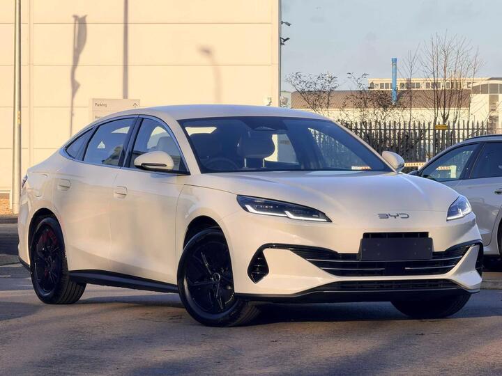 BYD Seal 6 1.5 DM-i 10kWh Boost CVT Auto Euro 6 (s/s) 4dr