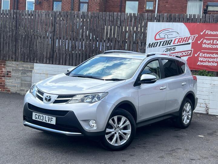 Toyota RAV4 2.2 D-CAT Invincible Auto 4WD Euro 5 5dr