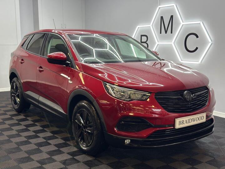 Vauxhall GRANDLAND X 1.2 Turbo SE Euro 6 (s/s) 5dr Vauxhall GRANDLAND X 1.2 Turbo SE Euro 6 (s/s) 5dr