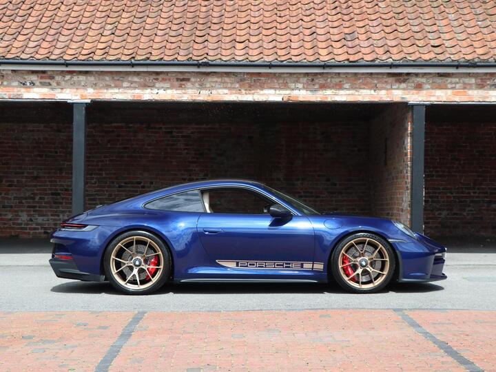 Porsche 911 4.0 992 GT3 Touring PDK Euro 6 2dr