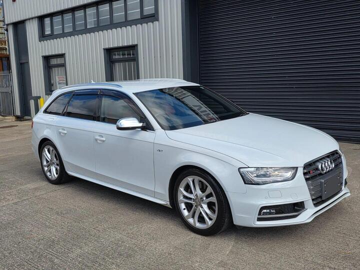 Audi S4 Avant 3.0 TFSI V6 S Tronic Quattro Euro 5 (s/s) 5dr Audi S4 Avant 3.0 TFSI V6 S Tronic Quattro Euro 5 (s/s) 5dr