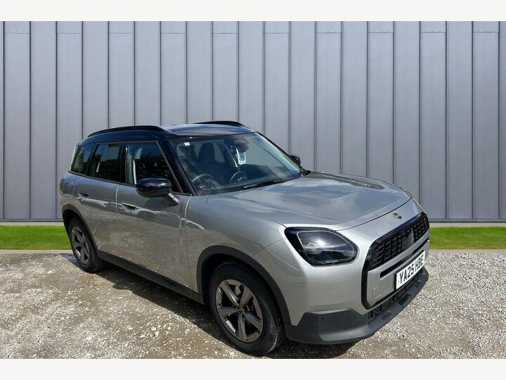 MINI Countryman 1.5C MHEV Classic Auto Euro 6 (s/s) 5dr