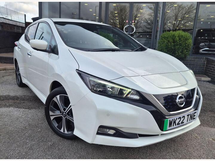 Nissan Leaf 40kWh N-Connecta Auto 5dr
