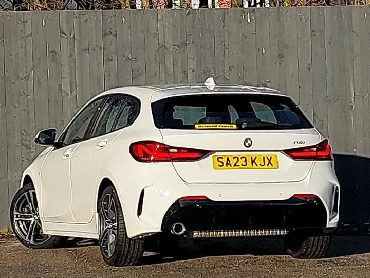 BMW 1 Series 1.5 118i M Sport (LCP) Euro 6 (s/s) 5dr