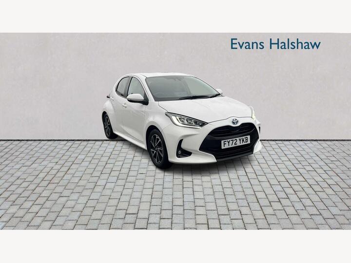 Toyota YARIS HATCHBACK 1.5 VVT-h Design E-CVT Euro 6 (s/s) 5dr