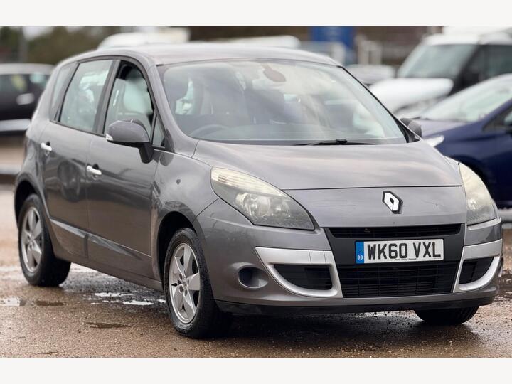 Renault Scenic 1.5 DCi Dynamique TomTom Euro 4 5dr Renault Scenic 1.5 DCi Dynamique TomTom Euro 4 5dr