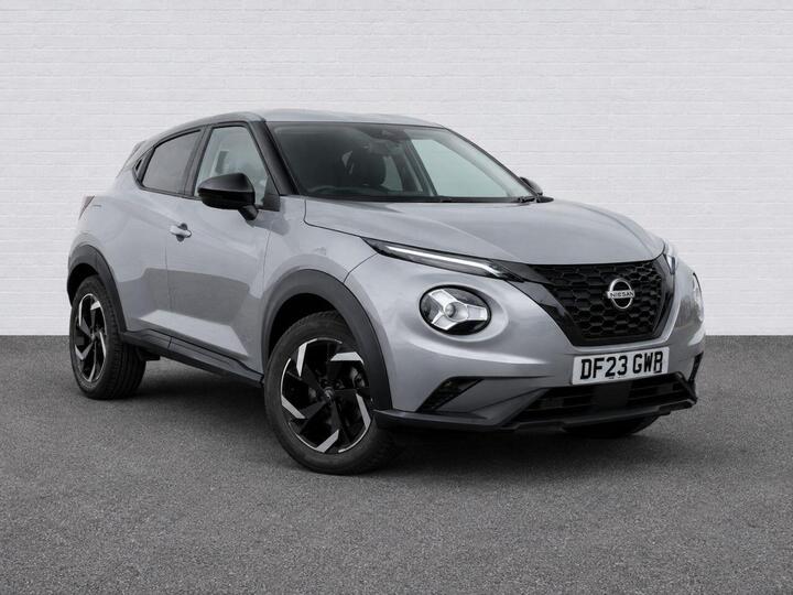 Nissan JUKE 1.6 N-Connecta Auto Euro 6 5dr