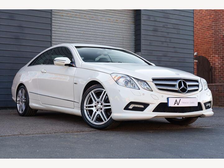Mercedes-Benz E Class 3.0 E350 CDI V6 BlueEfficiency Sport G-Tronic Euro 5 2dr Mercedes-Benz E Class 3.0 E350 CDI V6 BlueEfficiency Sport G-Tronic Euro 5 2dr